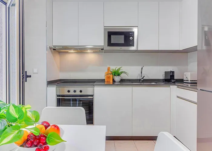 Ocean View Penthouse Apartament